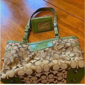 Coach 2010 charm & Bag & wallet